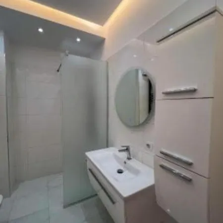 Pam 2 Apartment *